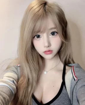 蜀山有颜有胸的软白嫩